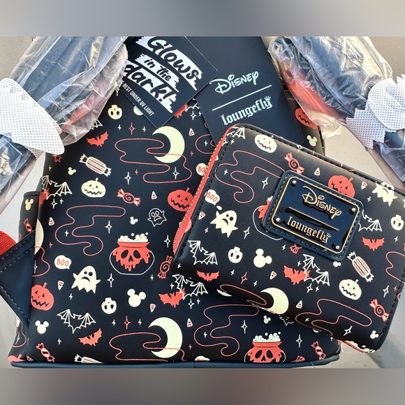 Mickey and Minnie Mouse?Ears Backpack Set main image 14